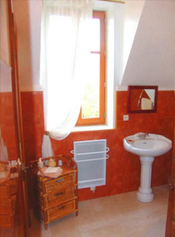 Saint-Cyr-en-Talmondais Chateau De La Court D'Aron חדר תמונה
